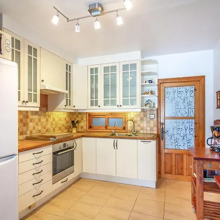2 Bedroom Cozy In Holiday home Orihuela