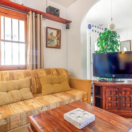 2 Bedroom Cozy In *