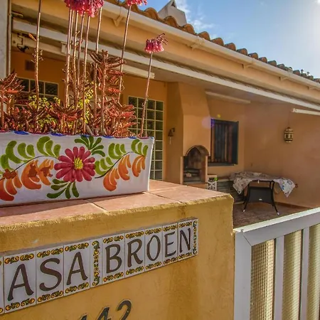 Holiday home 2 Bedroom Cozy In